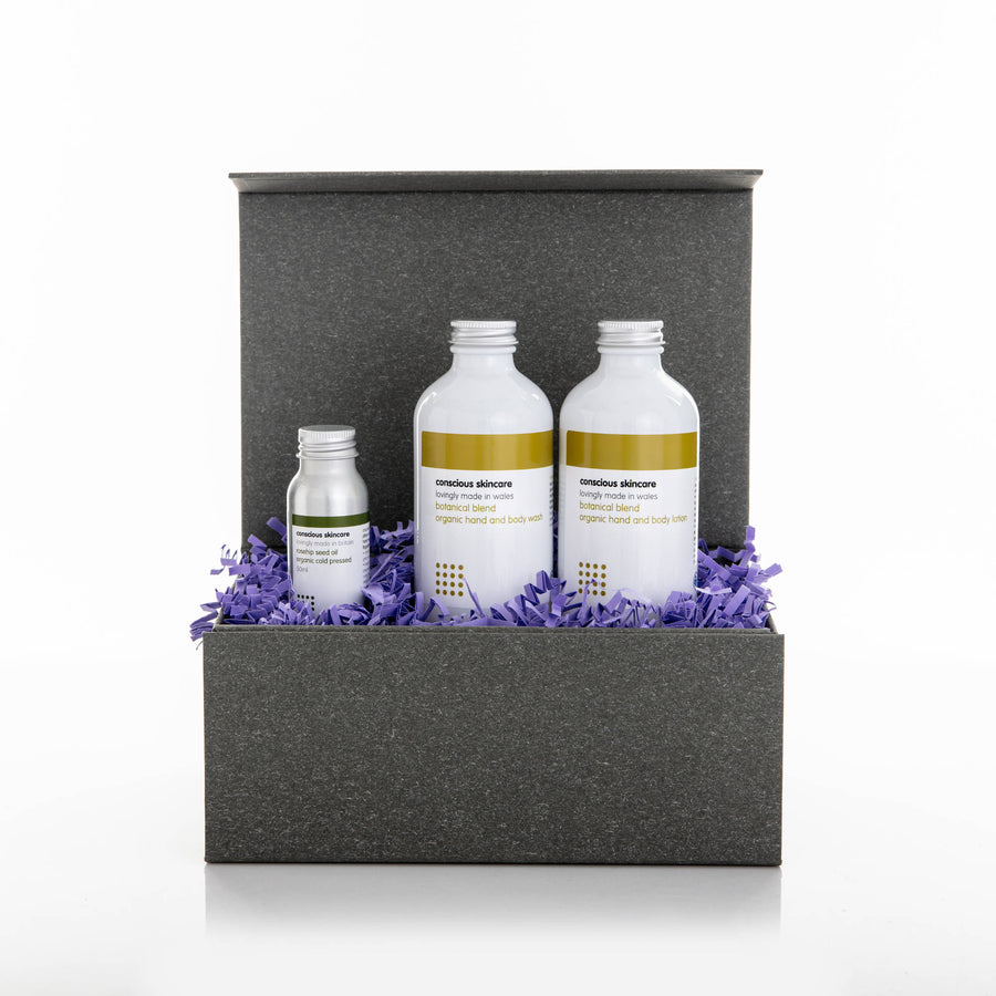 Luxurious Organic Bodywash Set - Botanical Blend - Pamper Set
