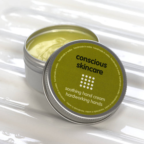 Working Hands Cream in a silver 50ml aluminium tin with green label 